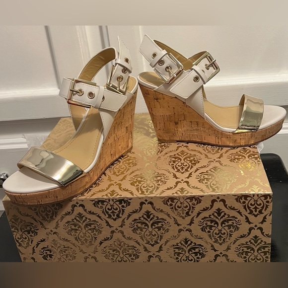 White & Gold Scarlett Wedge Sandal - Picture 3 of 4